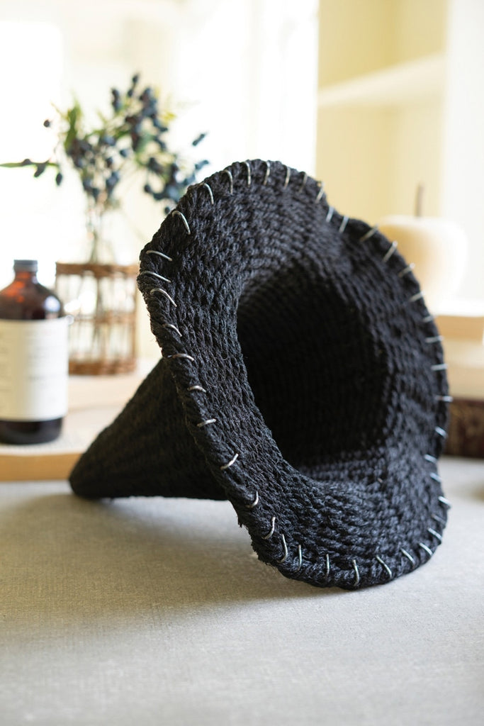 Wicker Witch Hat Box/2