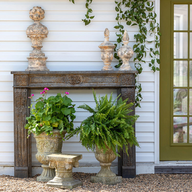 Courtyard Garden Urn