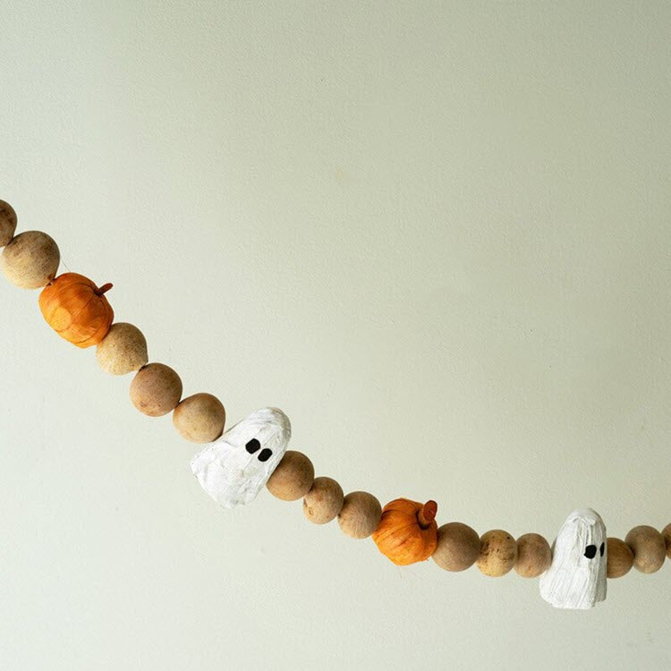 Gourd, Ghost, and Pumpkin Garland Box/2