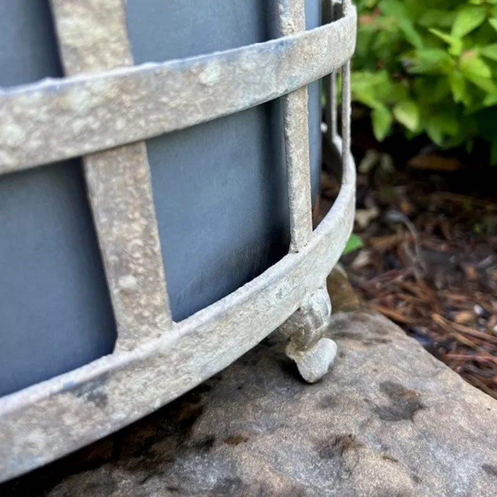 Round Aged Metal Lattice Planter