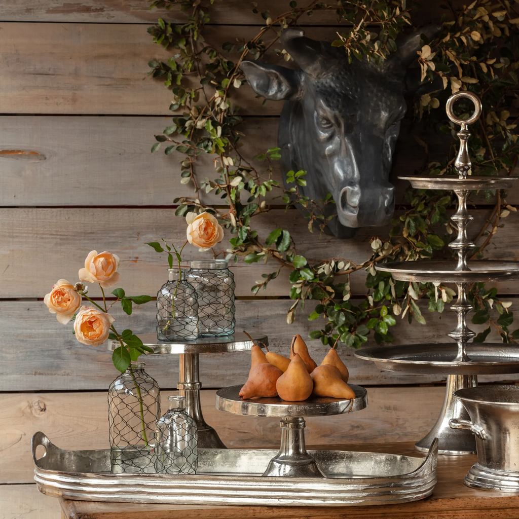 Grand Hotel Tall Pedestal Stand