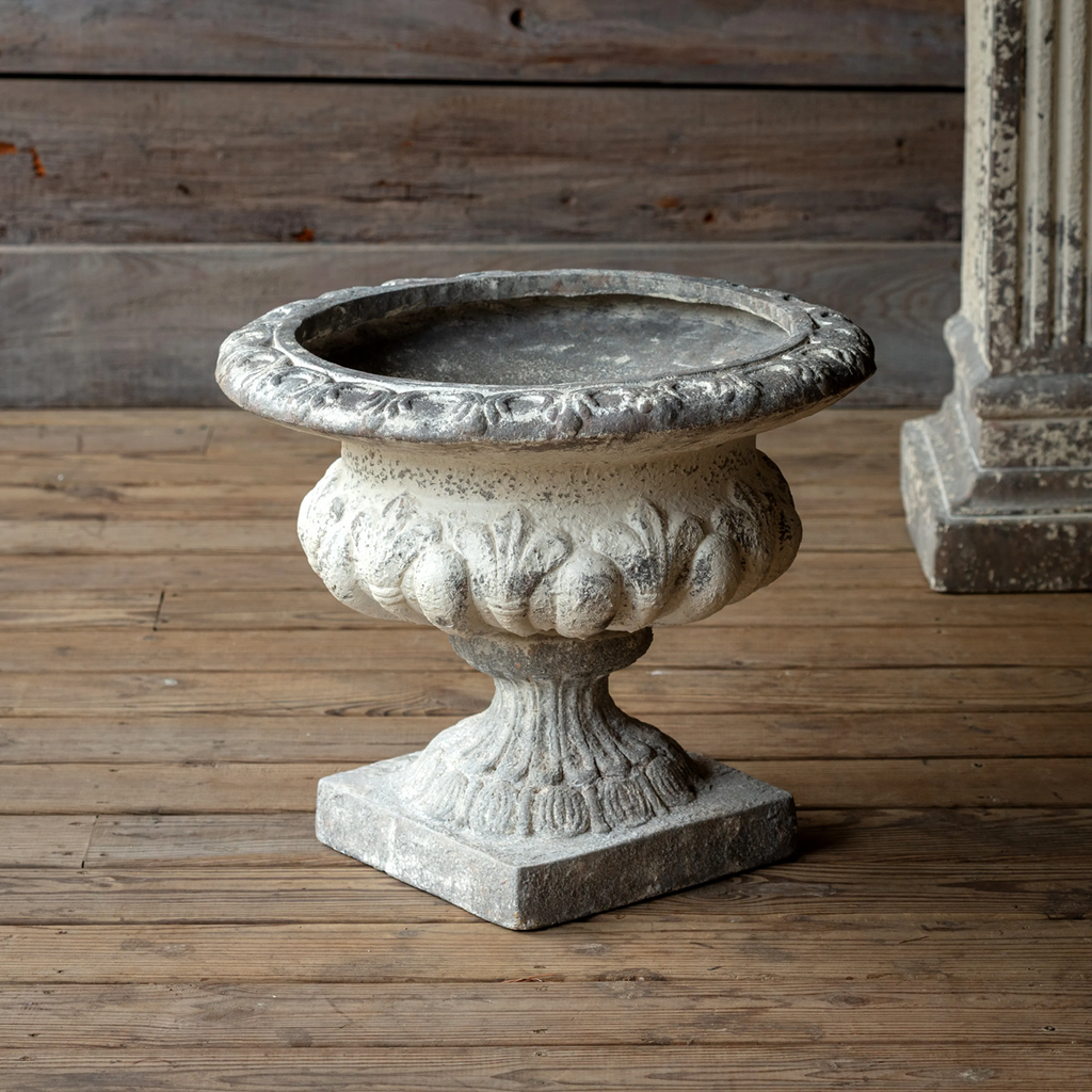 Palais Royal Urn
