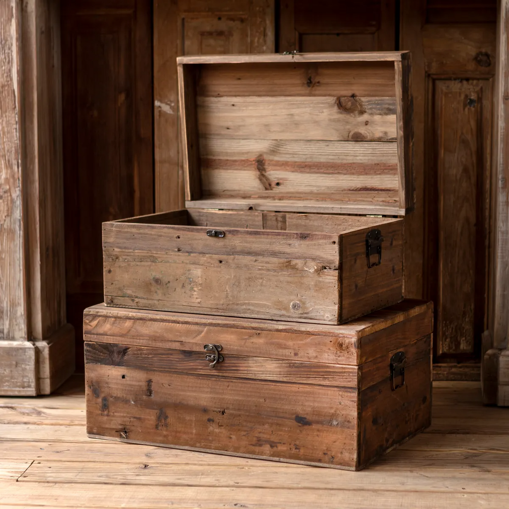 Wooden Trunks Set/2