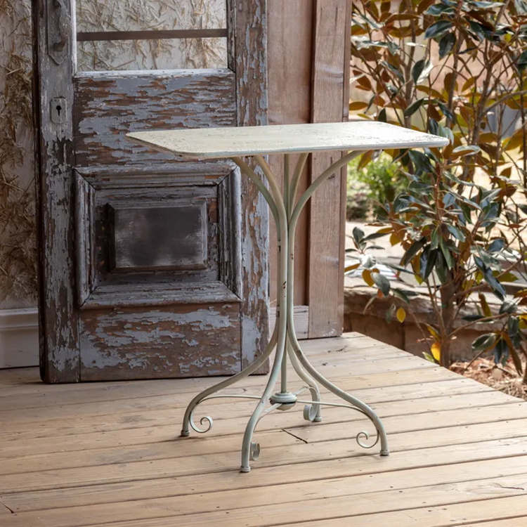 Mississippi Porch Table