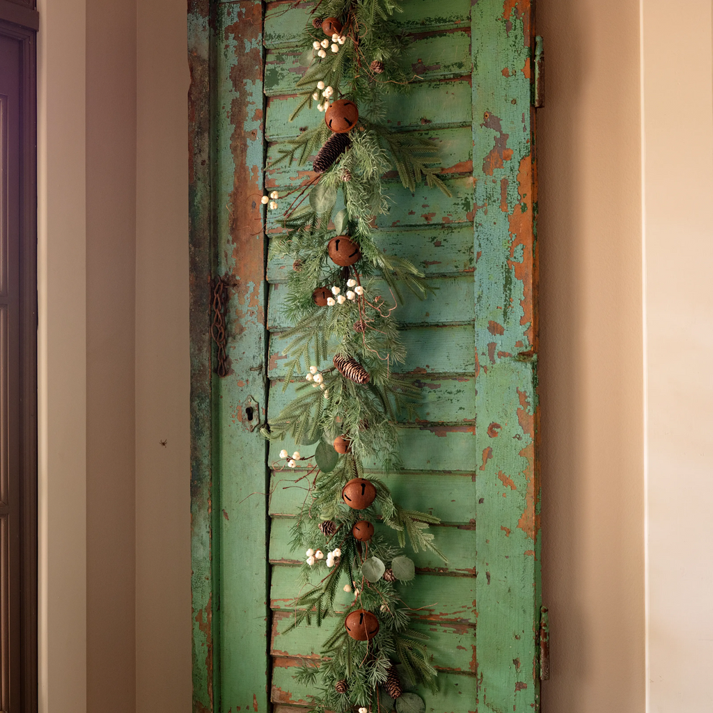 Snowberry Garland with Bells Set/2