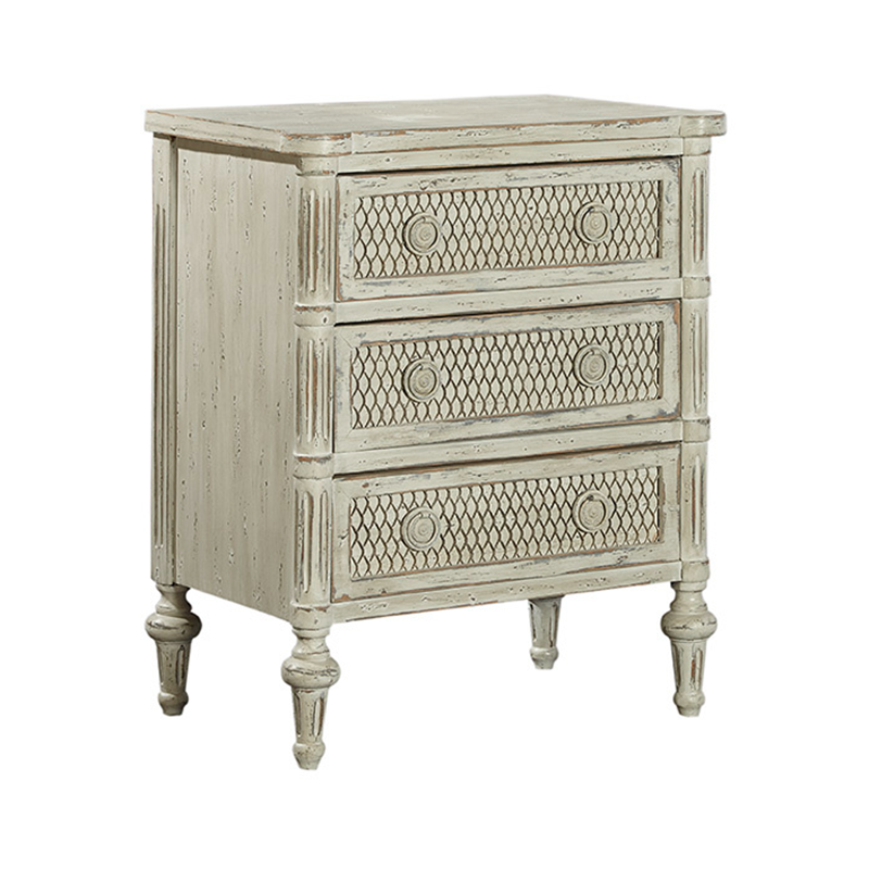 Small Field Chest